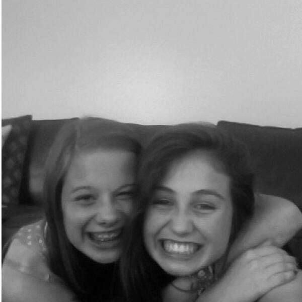 Lindsay_Lee9's tweet photo. @MaryKateMartin5 HAPPY BIRTHDAY I LOVE YOU! Love this pic and you! Have a great hope we can hangout soon!🎉🎊❤😘😍😊 http://t.co/b24VDAdYXn