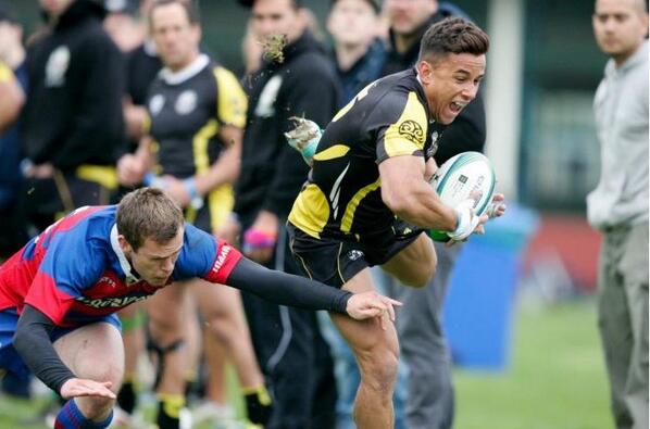SusiesSevens's tweet photo. @ollie_marchon Showing some awesome facials and footwork! #GDBS http://t.co/5B4T5gvAvR