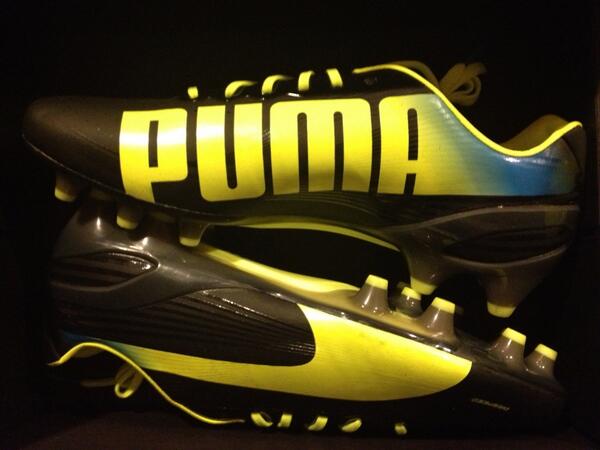 darrenrovell's tweet image. Puma's evoSPEED 1.2 cleats