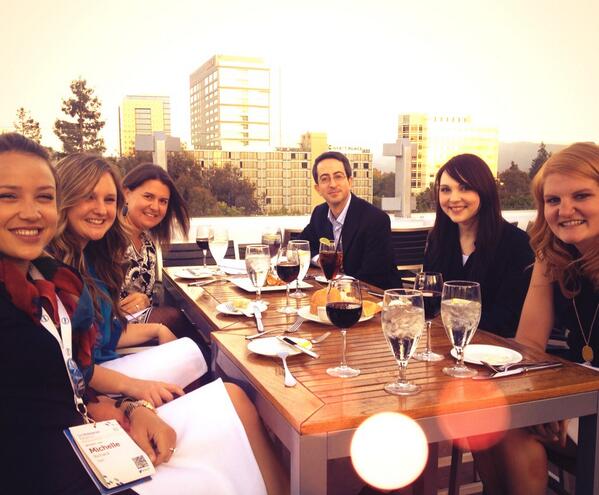 AlisonatDell's tweet photo. Team dinner at #dellef! #rooftopdinner #cali @Meesh_Says @LLevitan @Schweiz027 @MarineroF http://t.co/XWBFwAnlFd