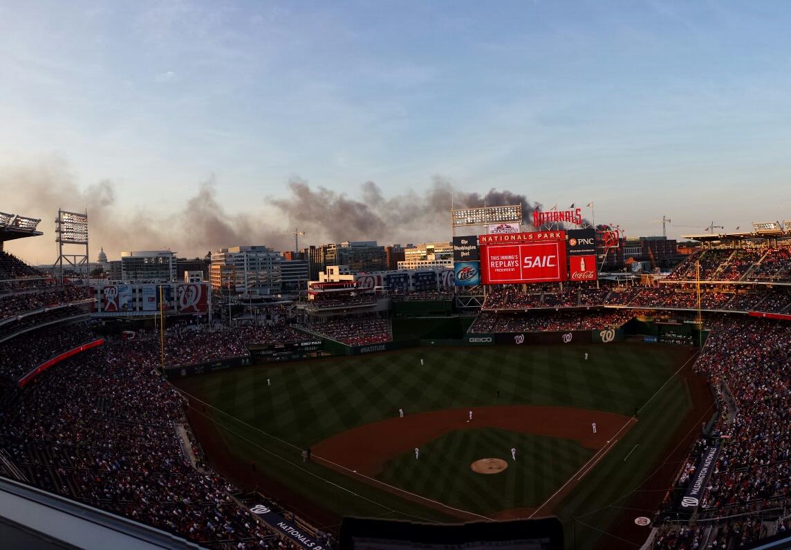 BMCODW0CIAA0OVA.jpg:large