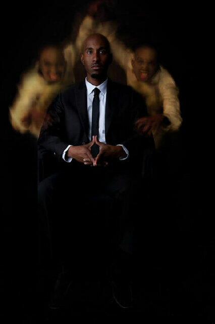 DamianDesiree's tweet image. I'm gonna let you finish, but my photog is the dopest of all time. #sitdown #fixyoface