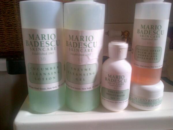 TekniqueAgency's tweet image. The arsenal for prom (or any big event) perfect skin! @MarioBadescu is the most impt man in my life! #promnight2013