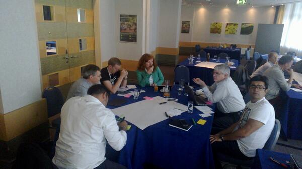 duarte_vasco's tweet image. The #AgileLocalization workshop in full force at #xp2013