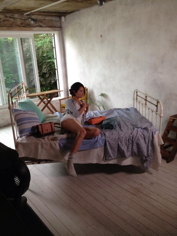 HYONITV's tweet photo. 효니 라빠레뜨 화보촬영중!! http://t.co/Idl96DjsZr