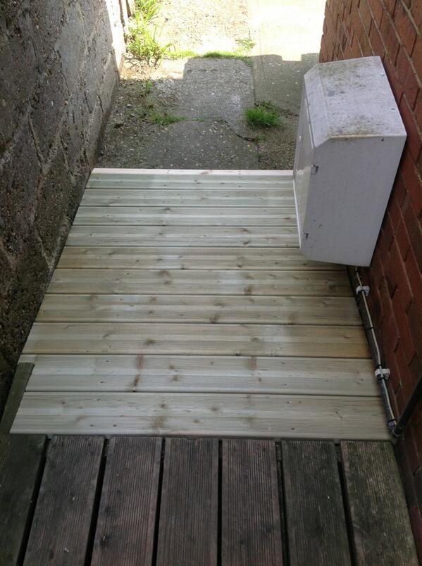 DeclenK's tweet image. Just finished building a ramp for me nan!