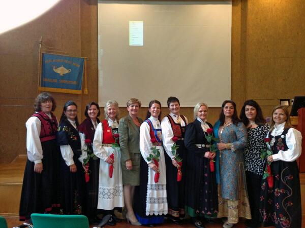 Holdt i dag festtale for 69 flotte uteksaminerte sykepl. fra desentralisert sykepleierutdanning ved HiB. Gratulerer!