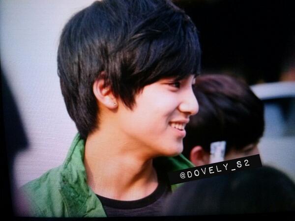 SEVENTEENMY's tweet photo. [PIC] 130606 세븐틴 게릴라 이벤트 민규 (cr:Dovely_S2) http://t.co/R4hR0SJ76F