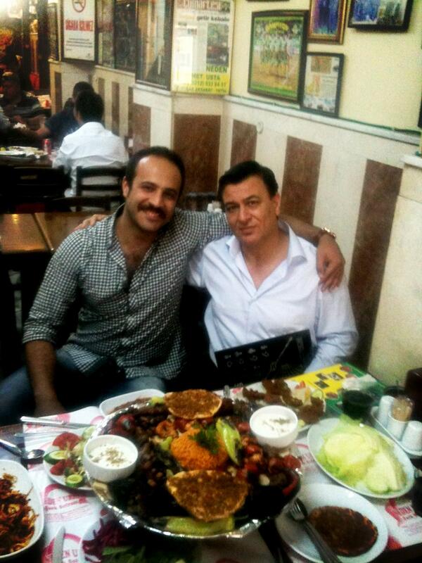 <a href="/nedenahmet/">NEDEN AHMET.BABOŞ..</a> nedenurfa.com Baboş getir kebabı :)