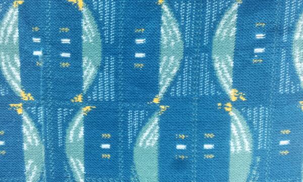 dalodk's tweet image. Var det noget med et festligt bussædebetræk som baggrund på computerskærmen? #designtweet #davidpåbustur