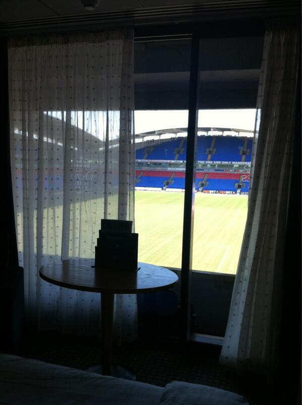 Madeitbespoke's tweet image. Home for the next 4 days #bolbados #pitchview