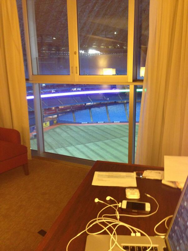 RenHotels's tweet photo. RT @rwang0: I kid you not. This is the view from my room. #bda13 @RenaissanceTO @RenHotels #travel #gtalife http://t.co/edBRIZD0P9