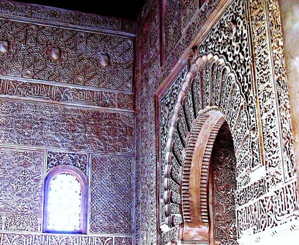 corkgrace's tweet photo. Where I am: Alhambra, in the beautiful town of Granada, Spain http://t.co/lwr0ul3l1i
