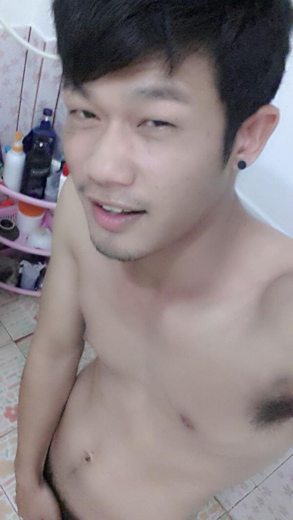 MaxNoteK's tweet image. อายน้ำ.........!