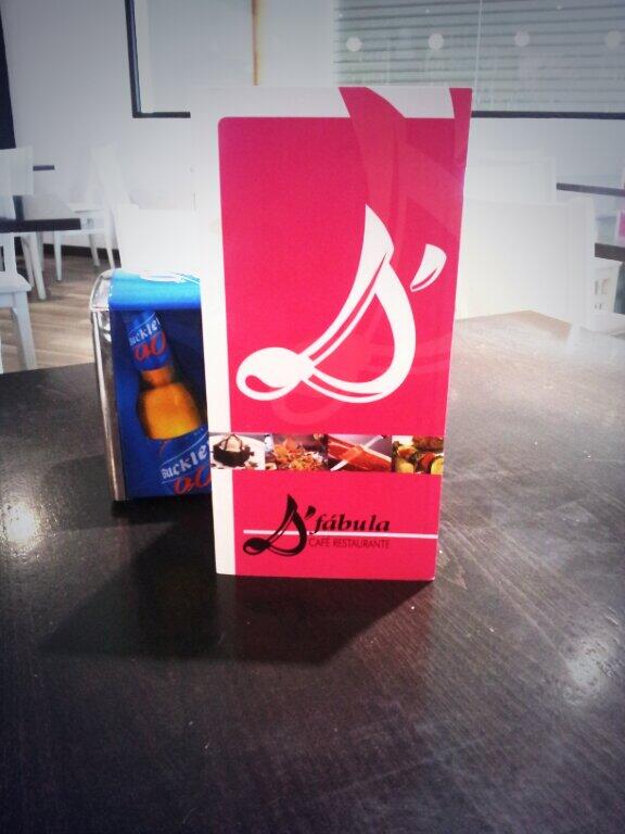 De_Fabula_'s tweet photo. Ven a probar nuestras nuevas tapas! Estamos estrenando carta ;) http://t.co/SrB8CLn7DF