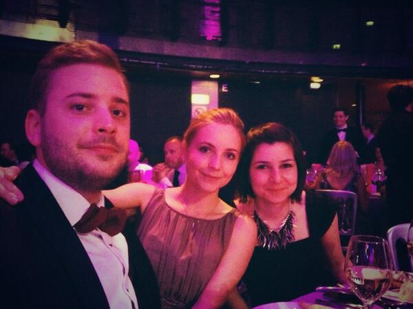 everynowandben's tweet photo. Tiny heads... #aopawards #deloitte http://t.co/VaotIpoPY7