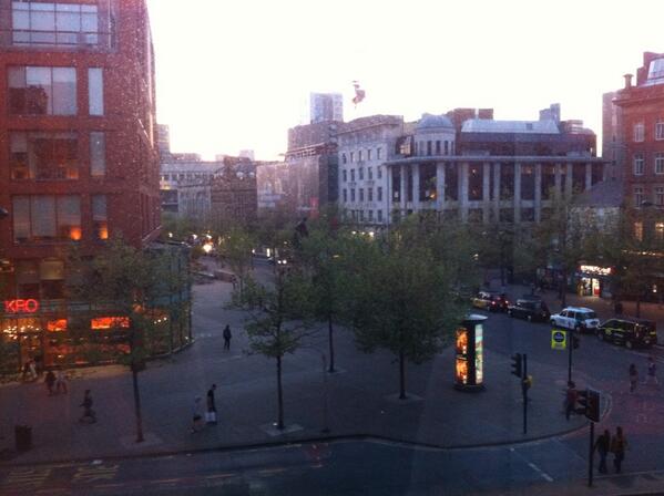 robinfitzhugh's tweet image. Well hello Manchester! #tourdefitz