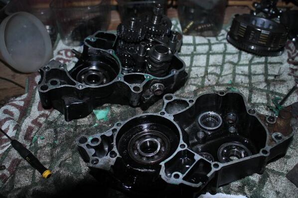 DarkerzOnline's tweet image. #Engine #BottomEnd #InBits #Gearbox #Crankcase #DIY #Mechanic