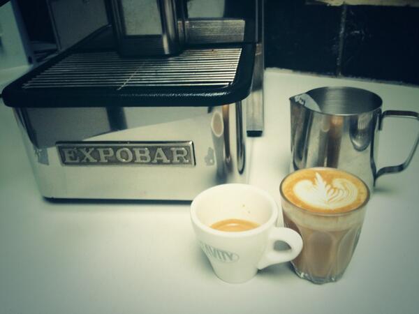 D4MMO's tweet photo. @Macc_Coffee @Gravity_Coffee @ProcalDairies Spewing I can't enter the Annual RedRock #barista comp #back2backchamp http://t.co/IpFzrPICh2