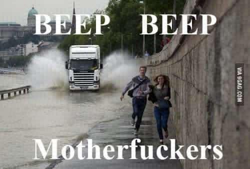 BMIY1ijCIAE0Fbb.jpg