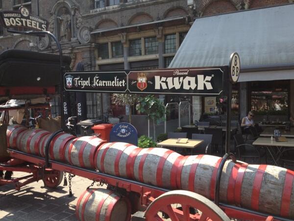 EricOostergo's tweet image. Slecht begin van het weekend.... een gratis Karmeliet, aangeboden door de brouwerij