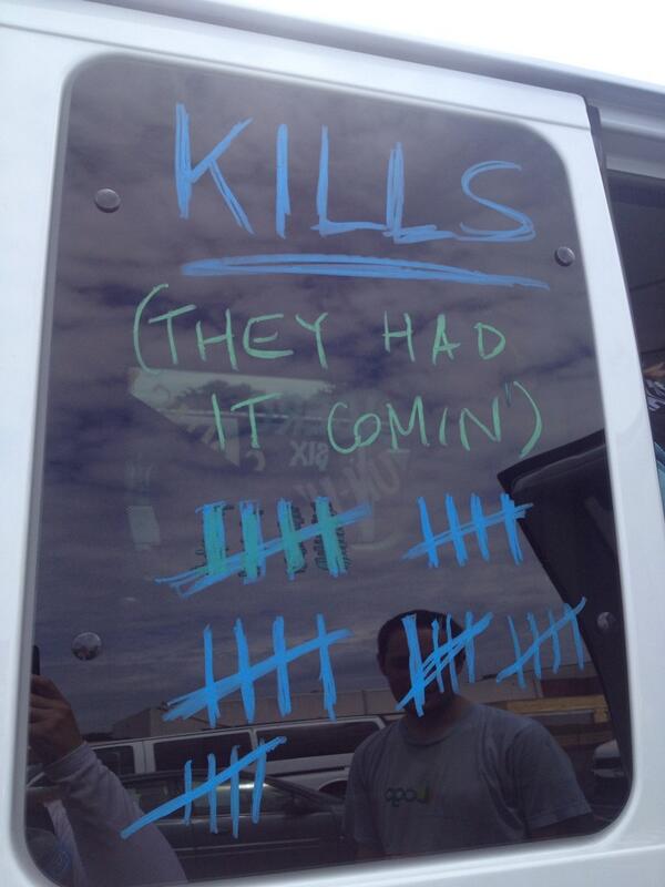 gemss's tweet image. They had it comin'! Team #Shoecago #RagnarCHI
