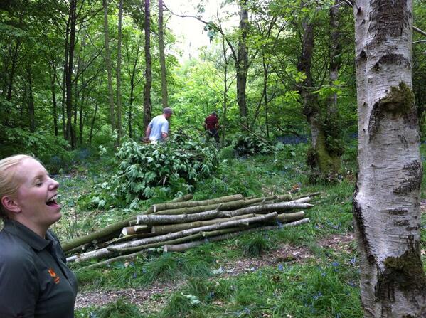 NTHadrians_Vols's tweet photo. The ranger has turned up, and finds something funny with our handy work @NTHadriansWall http://t.co/kHWSJQTyNa