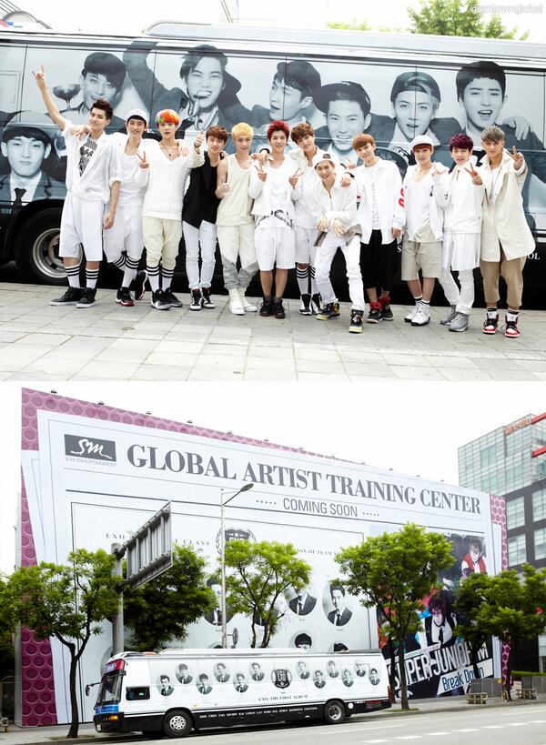 _zhaolin's tweet photo. EXO with 'EXO School Bus' :) http://t.co/QRasERT87Z"