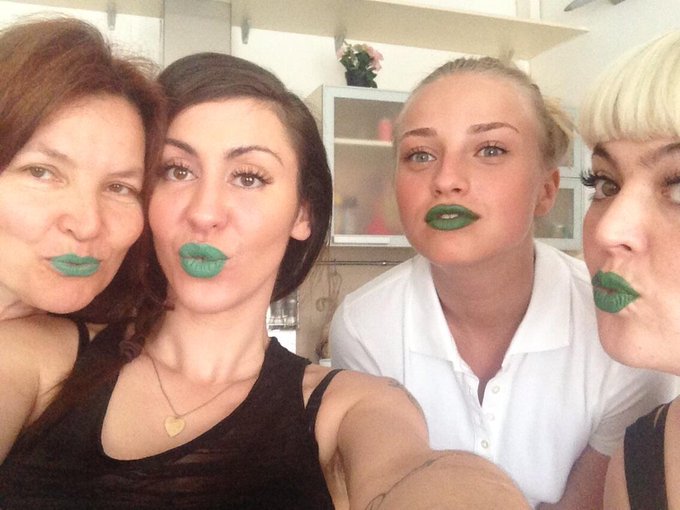 Everybody green @brandebtw http://t.co/2lVsCRQRei<a class="tags" target="_blank" title="On Twitter" href="/?out=eyJ0eXAiOiJKV1QiLCJhbGciOiJIUzUxMiJ9.eyJpYXQiOjE3MjcyNDYzMDcsImlzcyI6InR3cG9ybnN0YXJzLmNvbSIsIm5iZiI6MTcyNzI0NjMwNywiZXhwIjoxNzU4NzgyMzA3LCJyZWRpcmVjdF91cmwiOiJodHRwczovL3R3aXR0ZXIuY29tL2JyYW5kZWJ0dyJ9.ssIQk9zyUTqxkf2lqMLyScq1dGldzUaEU3YEkn2up0D29KszQzaEn8YNUcvizmmivHY2_RJU_ziMuAMul6sf5g">@brandebtw</a><a href="/tag/wwpdd"class="tags"><span>#wwpdd</span></a>
