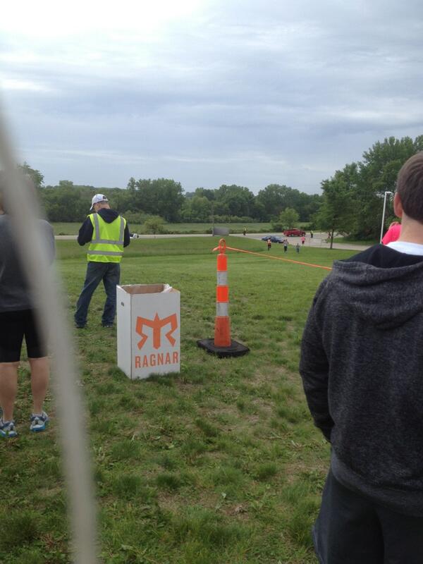 gemss's tweet image. Ready to head off on my first leg  #RagnarCHI Team #shoecago run, run, run!