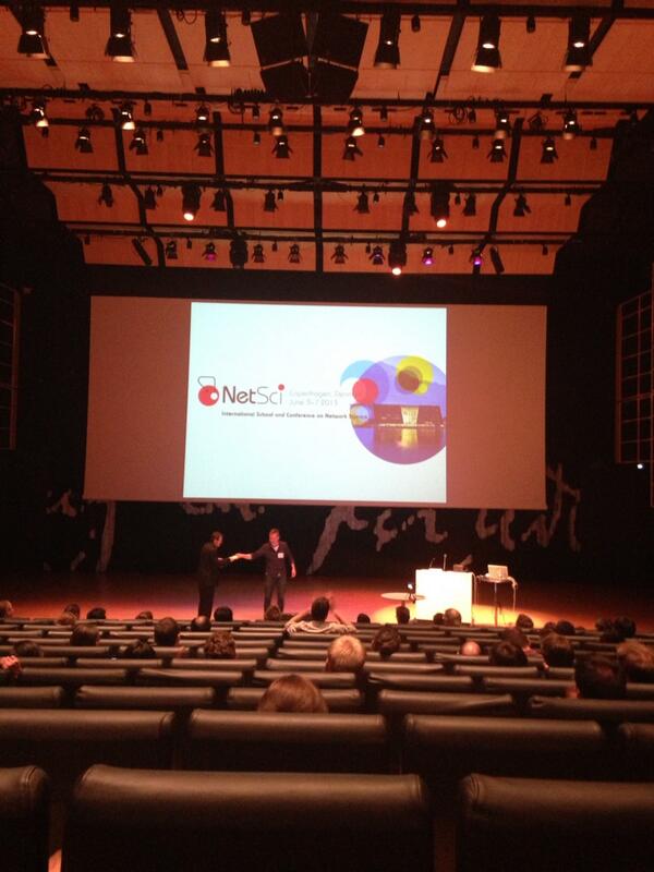 TAledavood's tweet image. ... is Adilson Motter #netsci13