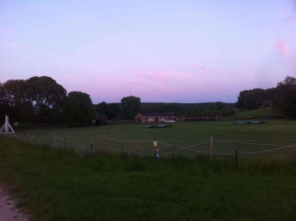 jwascully's tweet photo. Crickets looking good for tomorrow at the badger set @ThrumptonCC @Sammo86 @JoeRicho2009 http://t.co/rk2syM3Fxg