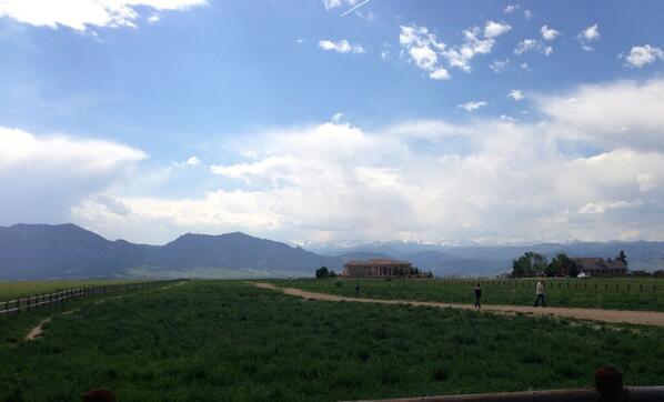 jillegarrett's tweet photo. What a beautiful walk this morning! #colorado #beautifulmountains http://t.co/7DM91UZJw5