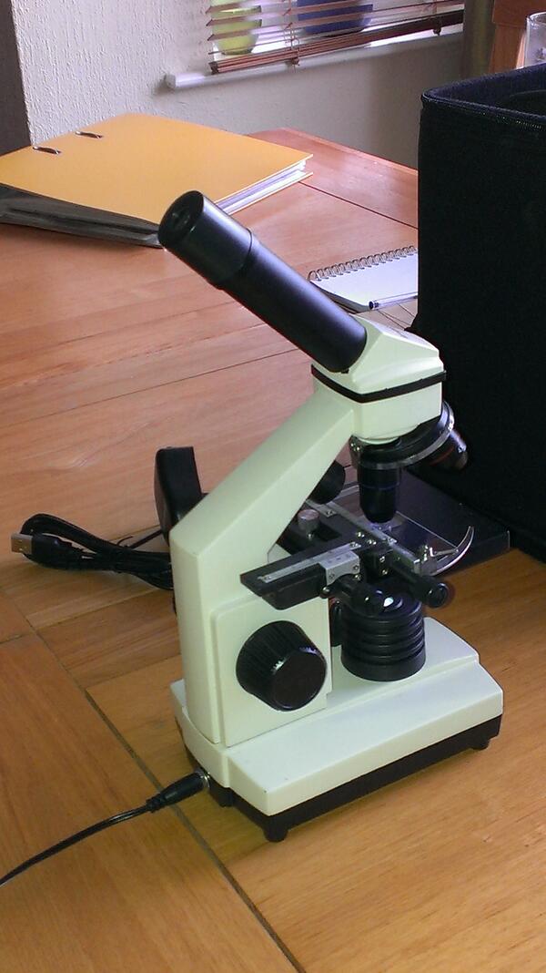 Thumb_Peg's tweet image. The new addition  #bugviewer landed up tonight.. what you reckon Prof @J_J_Dempsey ?
#who'sdownthere
#sciencethisis