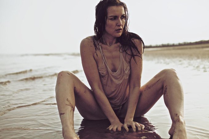 #friskyfriday #takemebacktowanderland #beachseason #photography #model #archive #fridayflash  Photo:@scottmorgan73<a href="/tag/friskyfriday"class="tags">#friskyfriday</a><a href="/tag/takemebacktowanderland"class="tags">#takemebacktowanderland</a><a href="/tag/beachseason"class="tags">#beachseason</a><a href="/tag/model"class="tags"><span>#model</span></a><a href="/tag/photography"class="tags"><span>#photography</span></a><a href="/tag/archive"class="tags"><span>#archive</span></a><a href="/tag/fridayflash"class="tags"><span>#fridayflash</span></a>