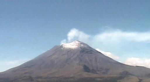 CNPC_MX's tweet photo. Imagen actual del volcán #Popocatépetl Nivel de alerta #AmarilloFase2 http://t.co/ib5AzAwfeK