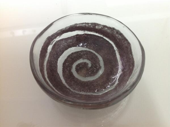 thalass_plate's tweet photo. @CarloOttaviano @gmediterranea @cucina_it @sandrablog_it @divinacucina @PieroSelvaggio 

#thalassglassplatedesign http://t.co/AjNBsMFrwL