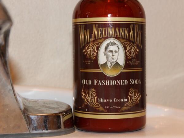 mantic59's tweet photo. @wmneumannco  “Old Fashioned Soda” Shaving Cream http://t.co/UCNTYdSEq3  #Wetshaving #sharpologist http://t.co/XyGhCvNODt