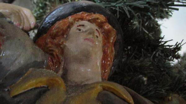 Enzovic's tweet photo. La dama de yeso. http://t.co/UxwwSmXH7C