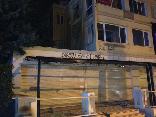 guralt's tweet photo. It used to be a sbox caddebostan http://t.co/H5oMxRobf2