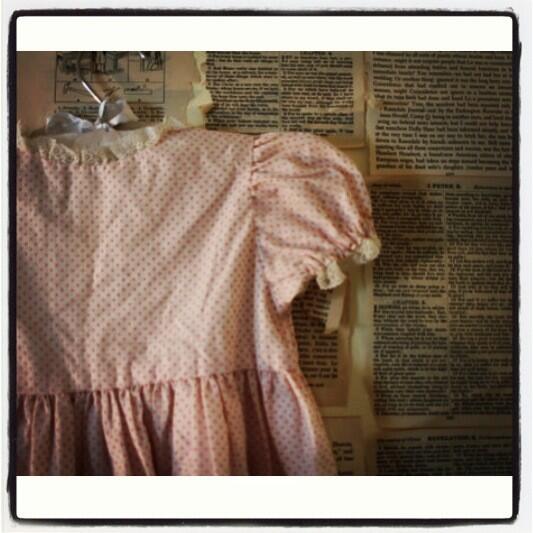 pattiksmith's tweet photo. Just listed // vintage swiss dot dress // http://t.co/yt5X3KJJr7 http://t.co/X42CizrXp3
