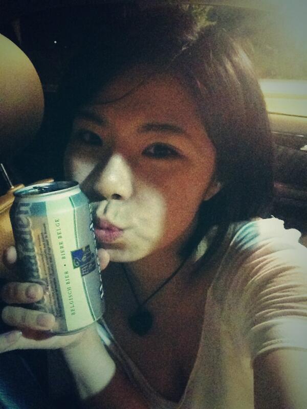 suejanejune's tweet photo. 오랜만에 밤바다랑 맥주랑^^ http://t.co/aMGx9REYAS