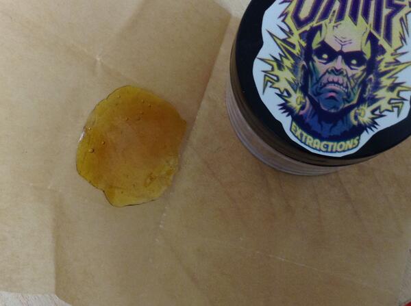 VFLCollective's tweet photo. New #BamfExtractions just in! Limited release of Private Reserve O.G. #NugRun #Shatter and flower. #wax #dabs #noho http://t.co/e0NoJK4u9z