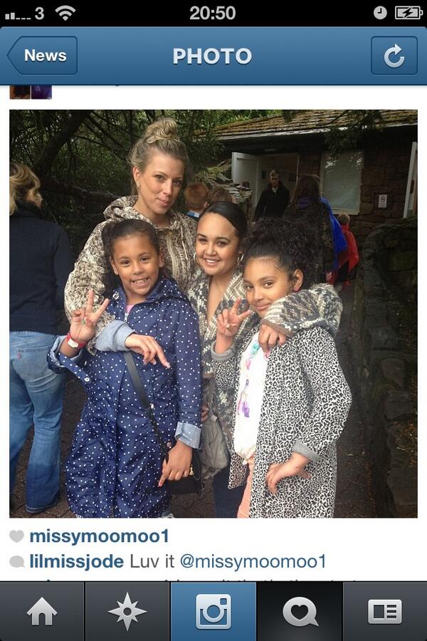 puresweet's tweet photo. Alton towers with my mum http://t.co/MU85D8vASL