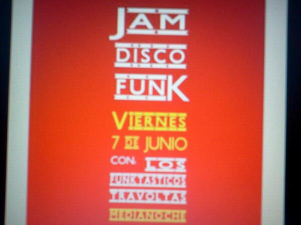 la_mulata_bar's tweet photo. Mermelada de funk esta noche con los funktasticos travoltas en la jam de La Mulata. Si, señor! http://t.co/wlFUodHNsb