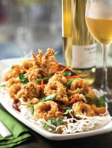 WildfishSeafood's tweet photo. Raise a glass.  It's time for #HappyHour. http://t.co/8eEIIsD7Oj