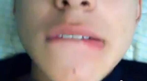 FansDBrandon's tweet photo. :$$ http://t.co/2t0J50TTYs