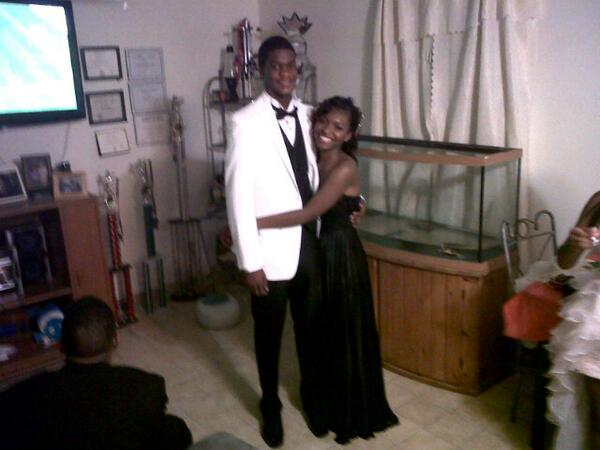 bossey031's tweet image. Proud mama! My son and his prom date #promnight2013
