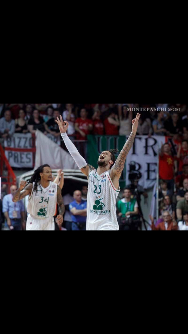 jacklandi's tweet photo. @23HD_original_ sempre piu idolo personale e di questa squadra! #forzamenssana http://t.co/cvRc09m06U