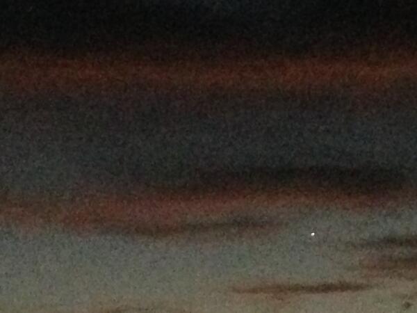 ReadyHeatRescue's tweet photo. Check out Pica, a whirling double star in the sky tonight. Bottom to the right. http://t.co/5sUn7AVKZg http://t.co/jPzxUu7bKQ